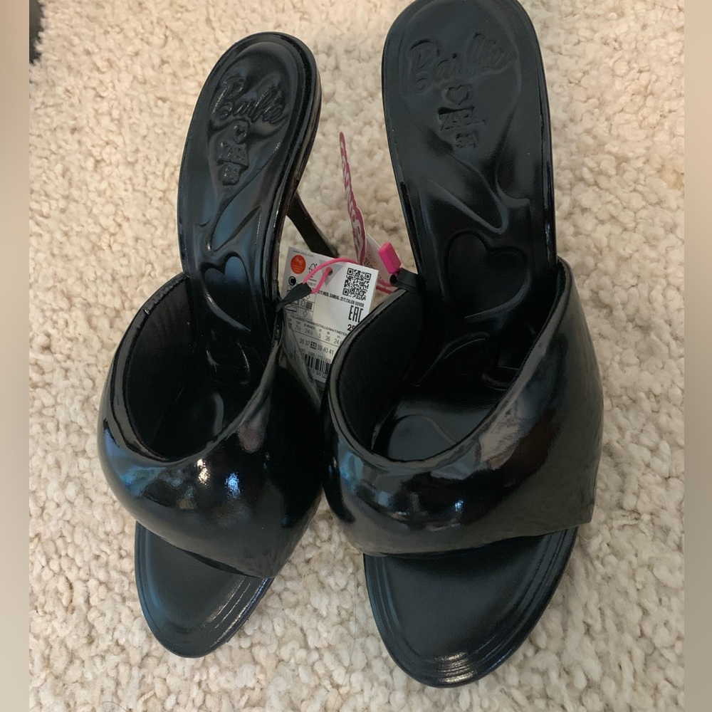 Barbie x Zara Black Puffy Quilted Heeled Mules 38 7.5 - Picture 3 of 4